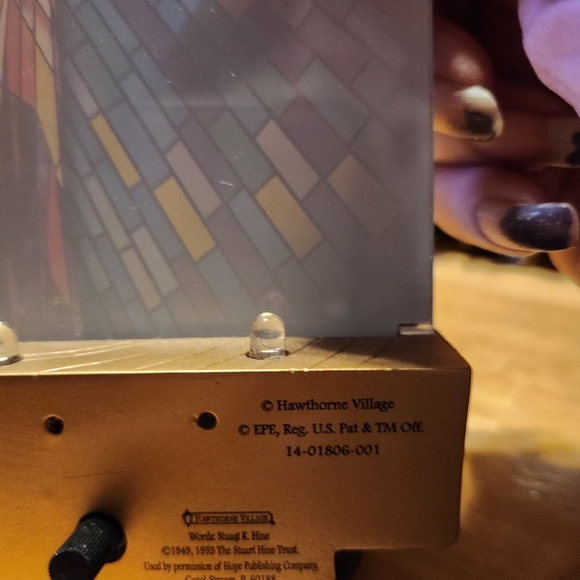 ELVIS PRESLEY HARD TO FIND - Picture 3 of 5